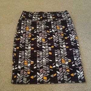XL LulaRoe Cassie Pencil Skirt Black and Purple